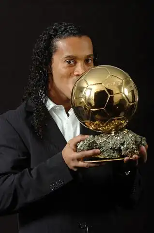 仅仅是两队 仅仅是两队