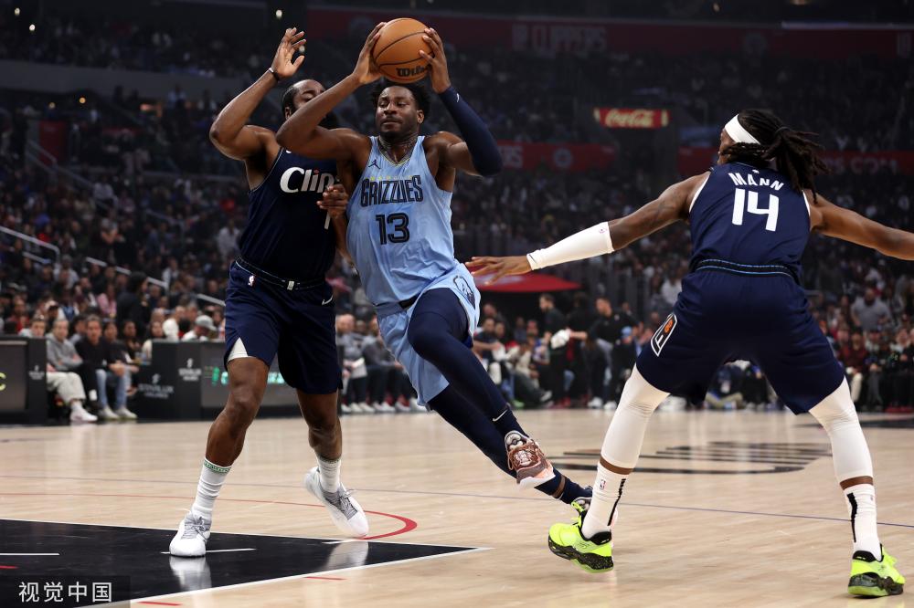 兵布阵到球 兵布阵到球