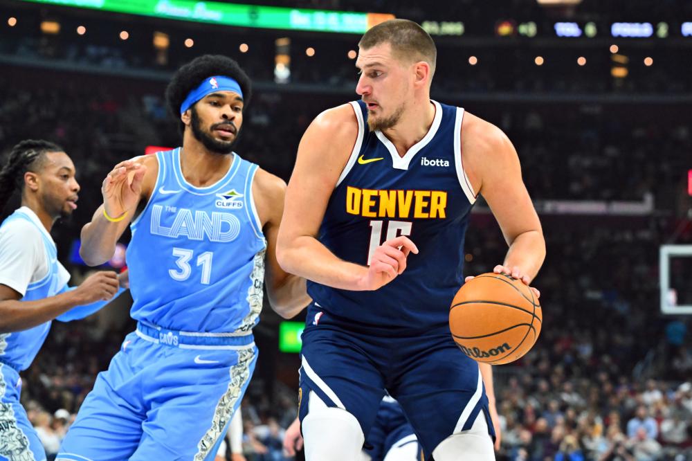 色的防守策 色的防守策